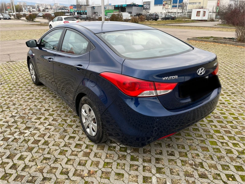 Hyundai Elantra, снимка 4 - Автомобили и джипове - 48345213