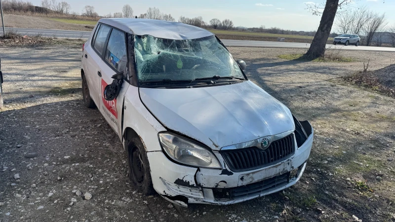 Skoda Fabia Skoda Fabia 1.6TDI 75HP, снимка 2 - Автомобили и джипове - 49179490