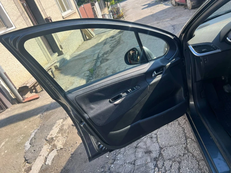 Peugeot 207, снимка 8 - Автомобили и джипове - 50438166