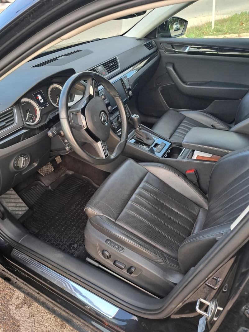 Skoda Superb 2.0 TDI, снимка 5 - Автомобили и джипове - 52817939