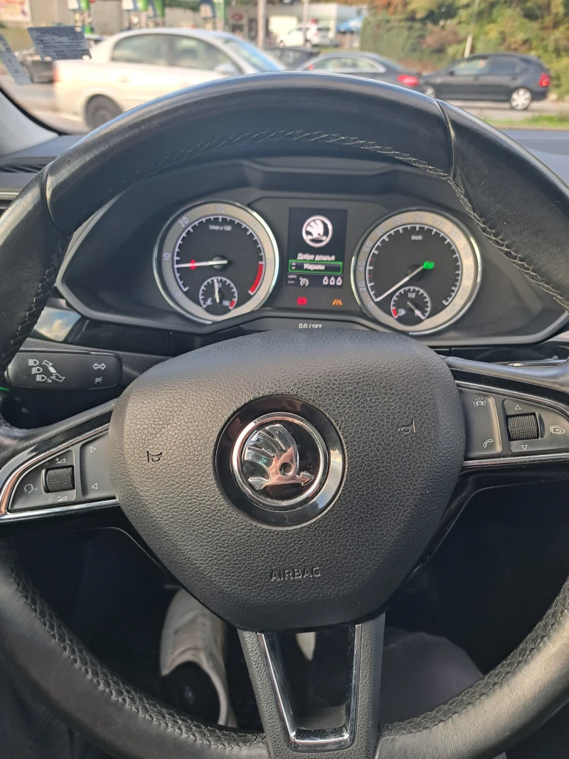 Skoda Superb 2.0 TDI, снимка 7 - Автомобили и джипове - 52817939