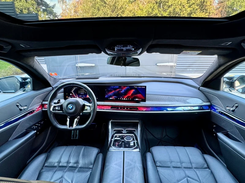 BMW 760 НАЛИЧЕН M760e/drive/Bower&Wilkinson, снимка 8 - Автомобили и джипове - 53041730