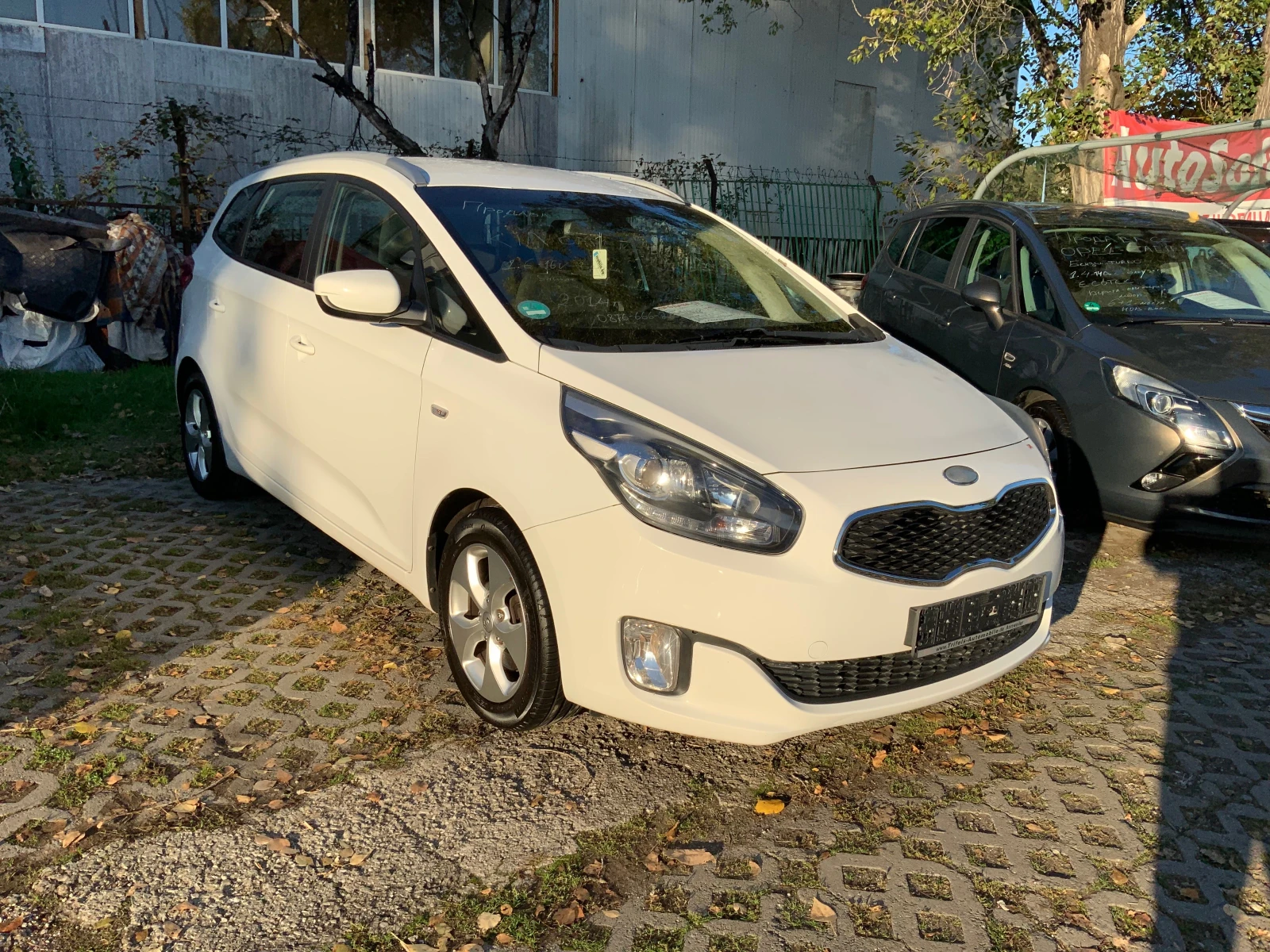 Kia Carens 1.6 16V / 7 места - изображение 5