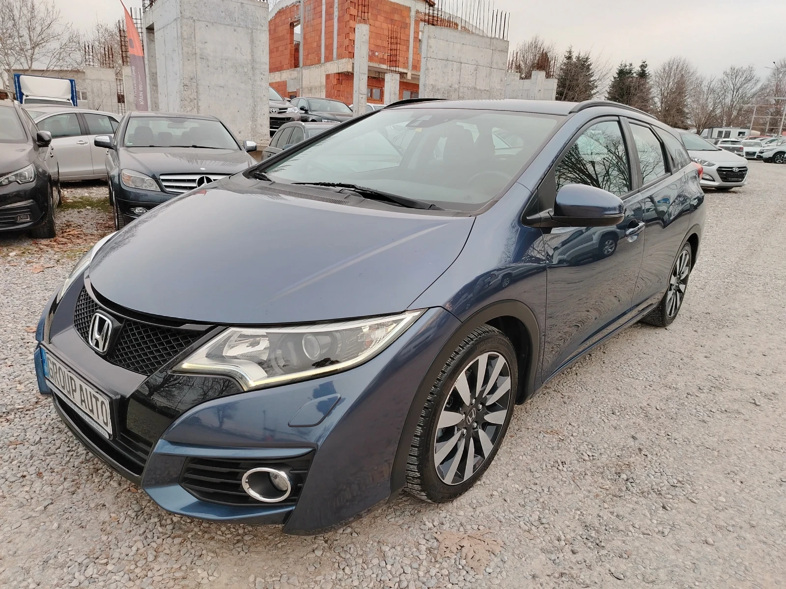 Honda Civic 1.6i-DTEC-120к.с/НАВИГАЦИЯ /КЛИМАТРОНИК /КАМЕРА!!! - изображение 3