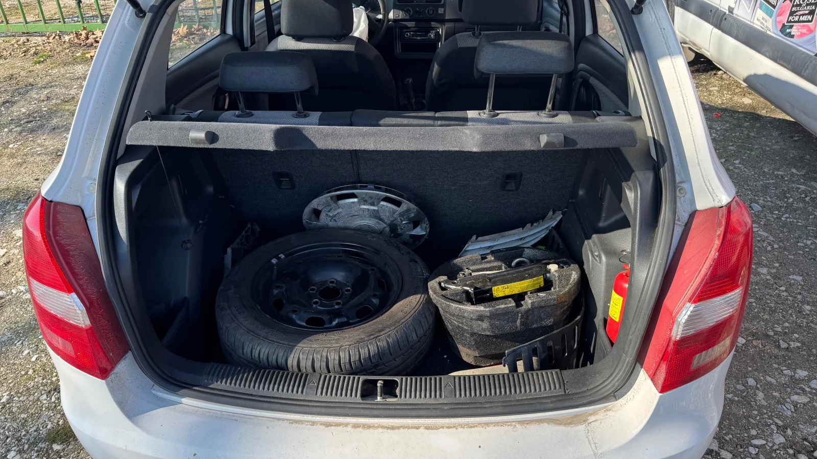 Skoda Fabia Skoda Fabia 1.6TDI 75HP | Mobile.bg — изображение 11
