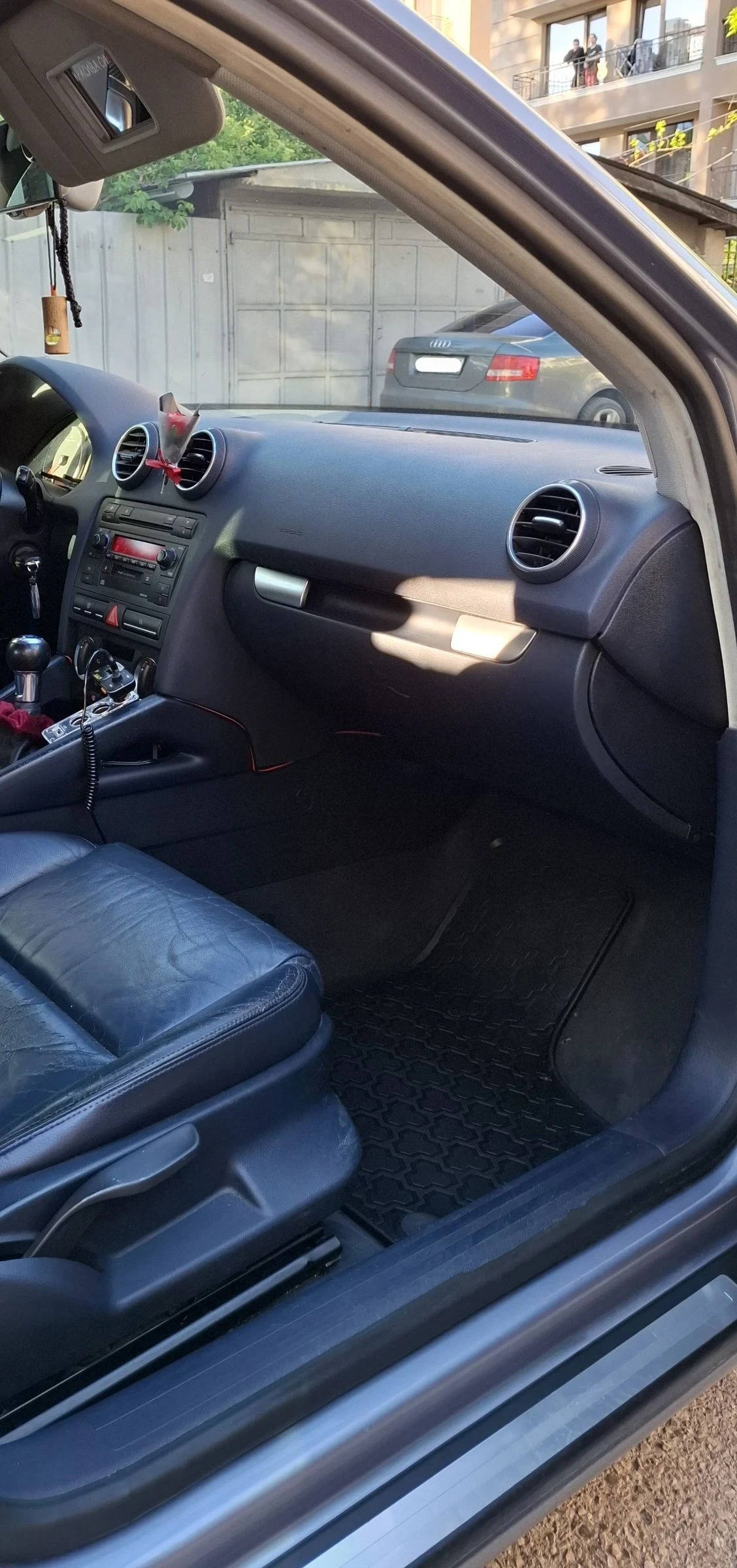 Audi A3 2.0 TDI Sportback / Bose - изображение 9