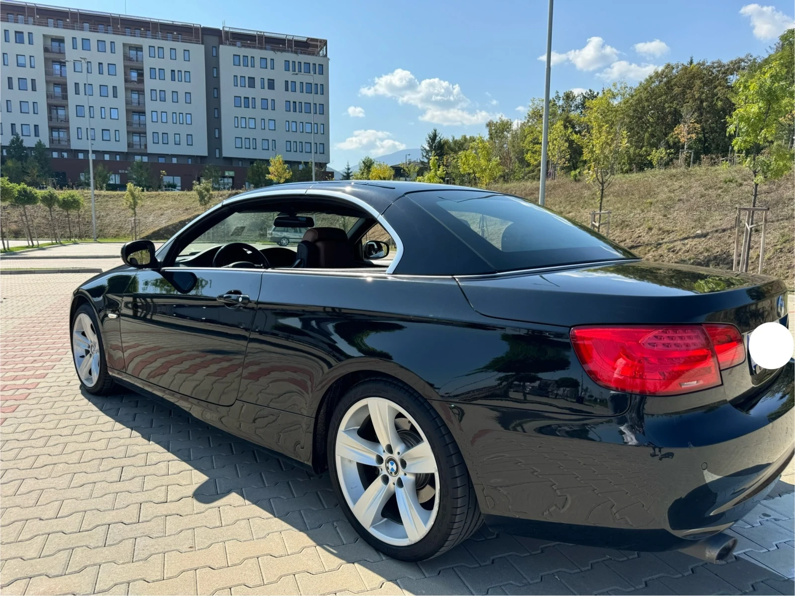 BMW 320 LCI Cabrio - изображение 3