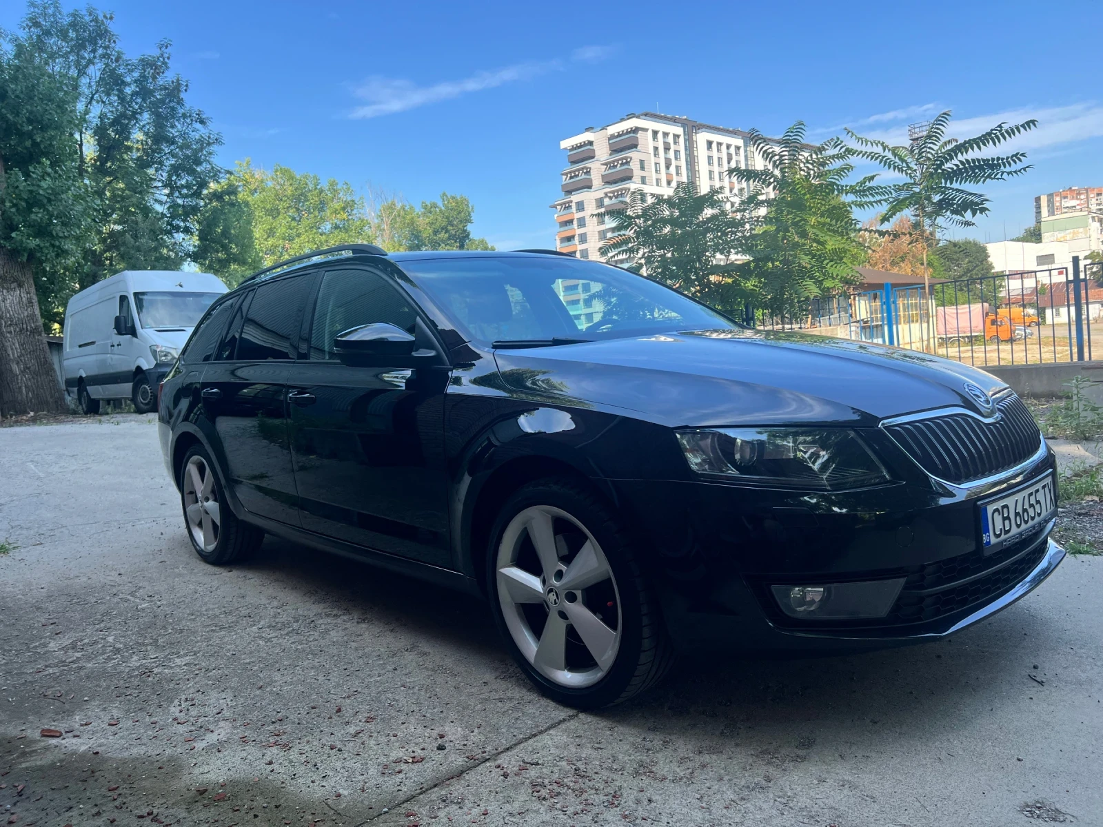 Skoda Octavia DSG 4x4 Carplay - изображение 6