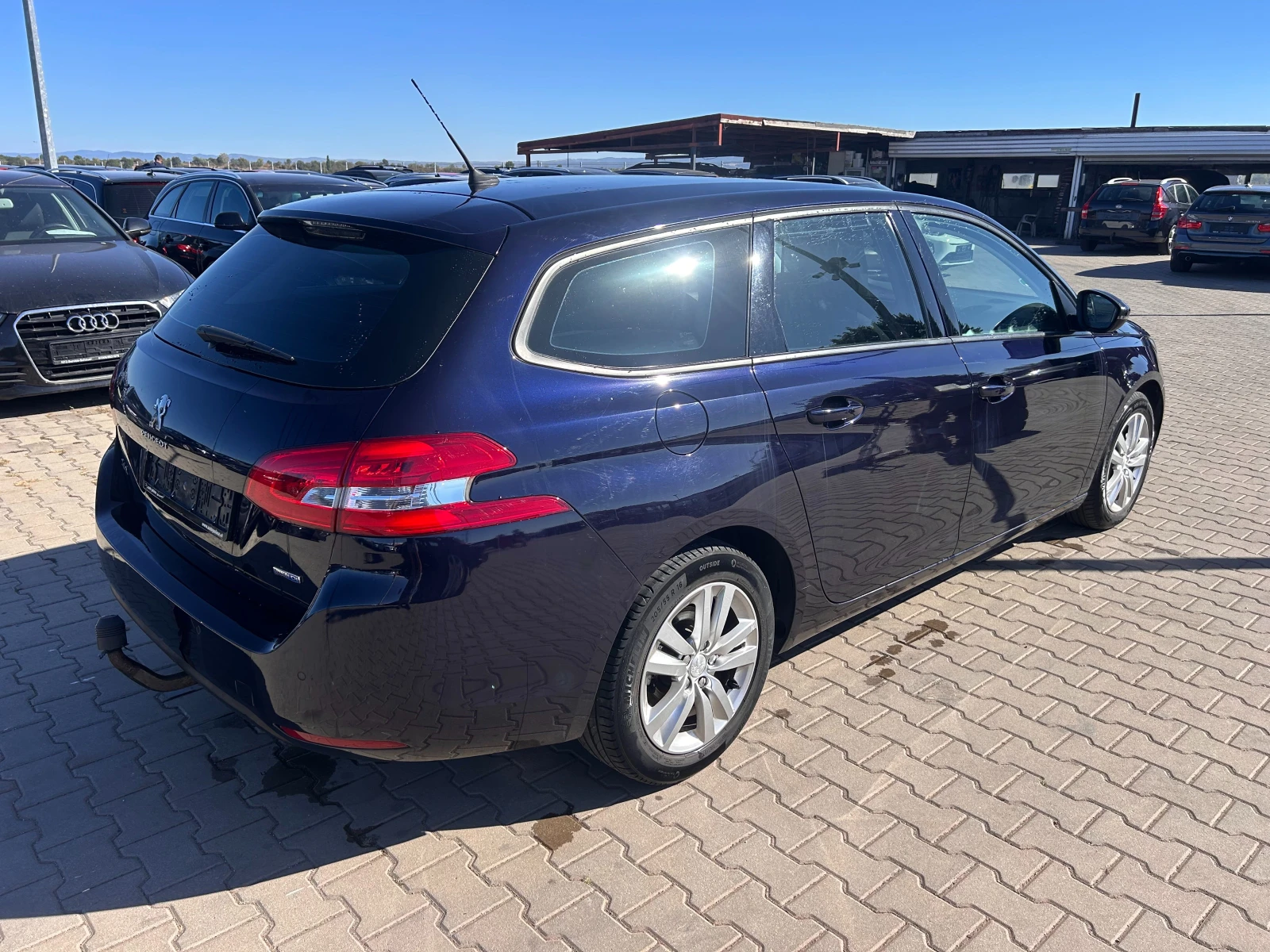 Peugeot 308 1.6 HDI NAVI EURO 6 - изображение 6