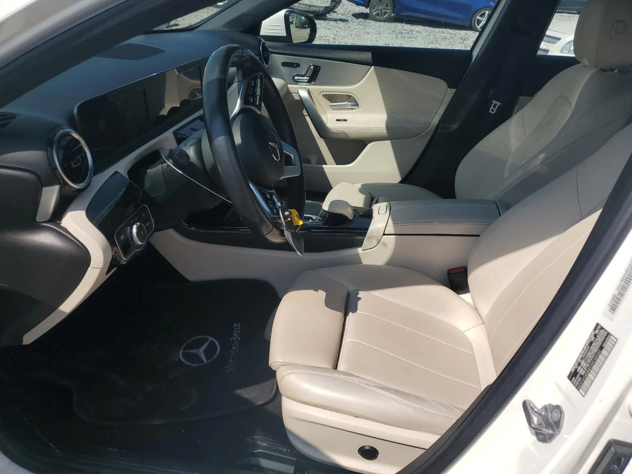 Mercedes-Benz A 220 * DIGITAL* MEMORY* PANO*  | Mobile.bg — изображение 8