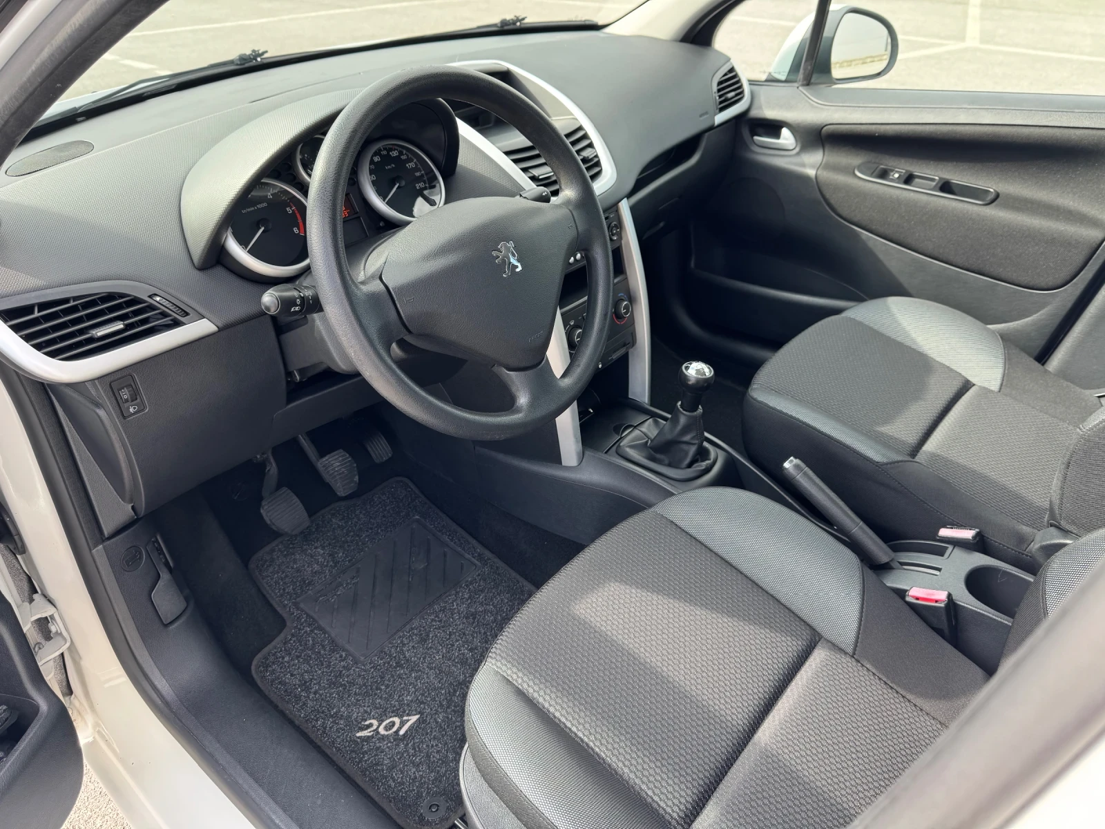 Peugeot 207 PLUS - 1.4 HDI - 72.000 km!!! - изображение 9