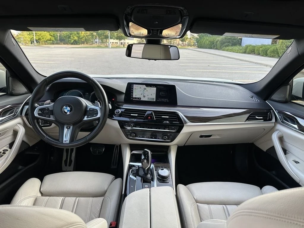 BMW 530 FULL M-PACK* Harman* Head up* Напълно обслужен! | Mobile.bg — изображение 4
