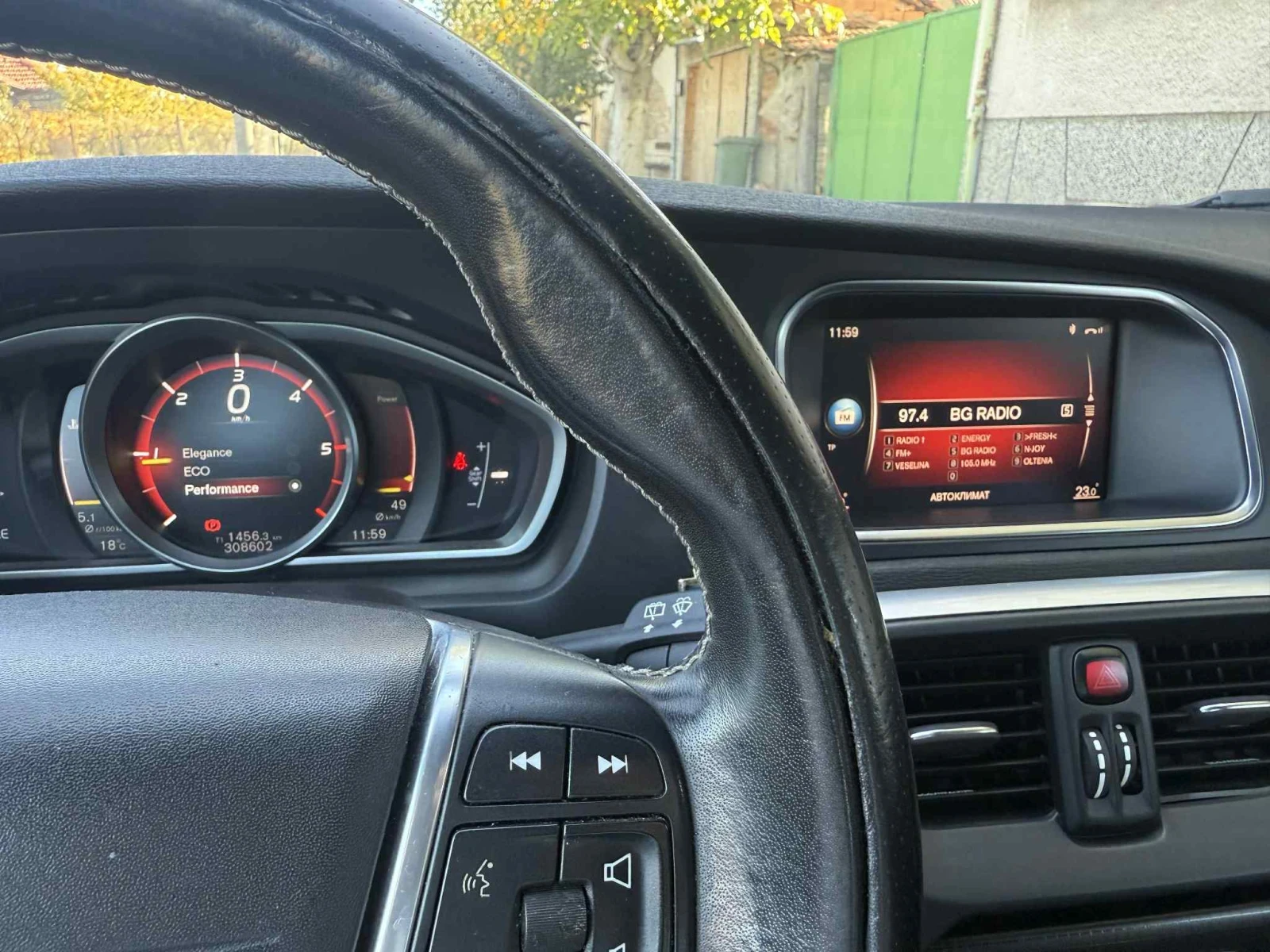 Volvo V40  | Mobile.bg   13