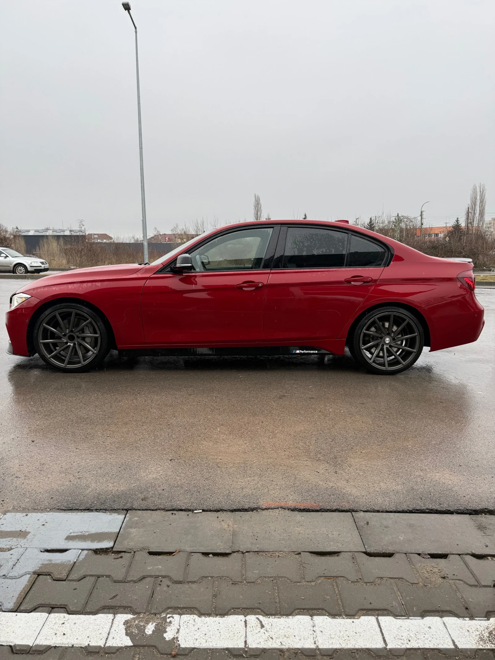 BMW 335  - изображение 6