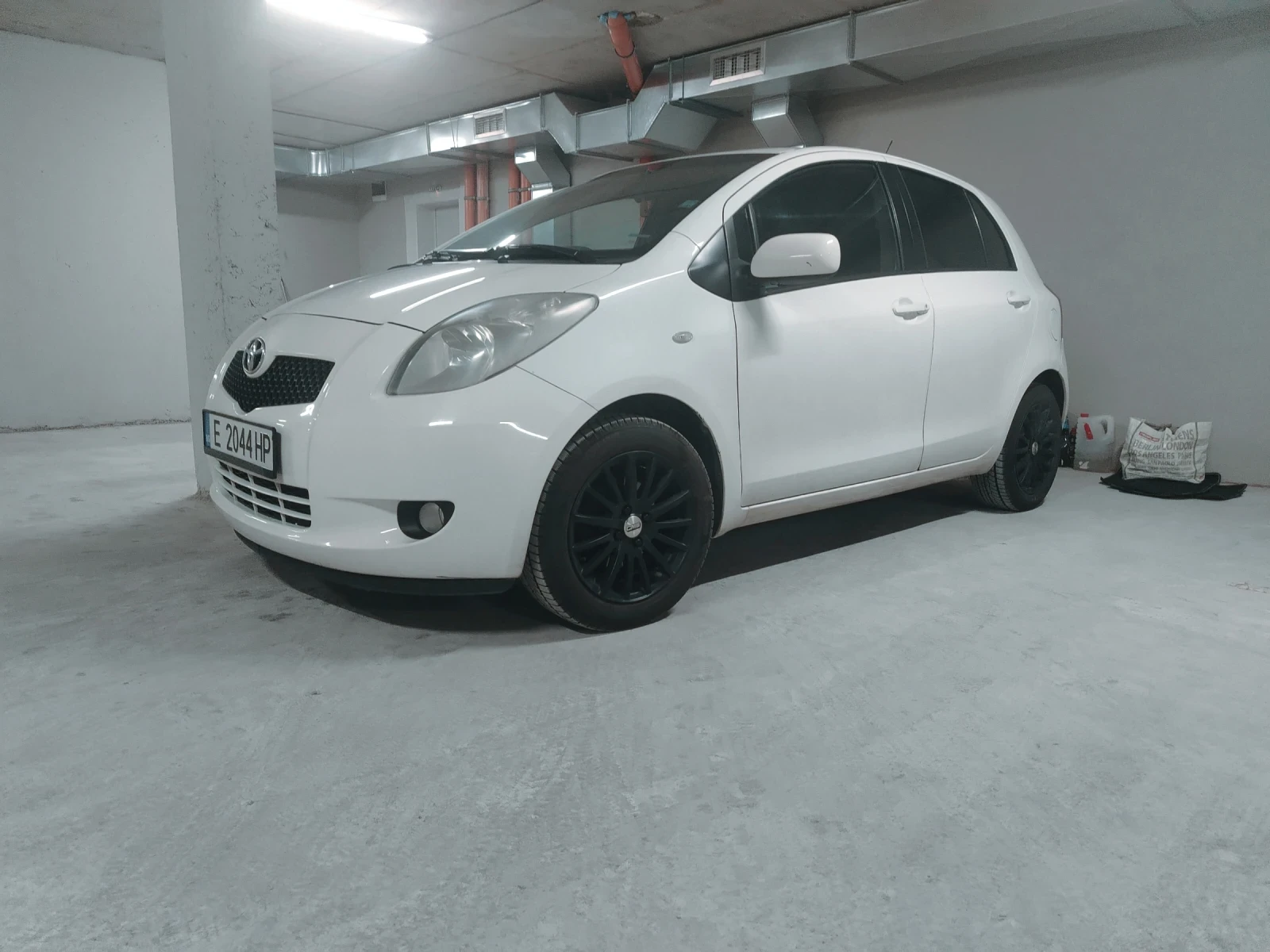 Toyota Yaris 1.3vvt 86 | Mobile.bg � ����������� 7