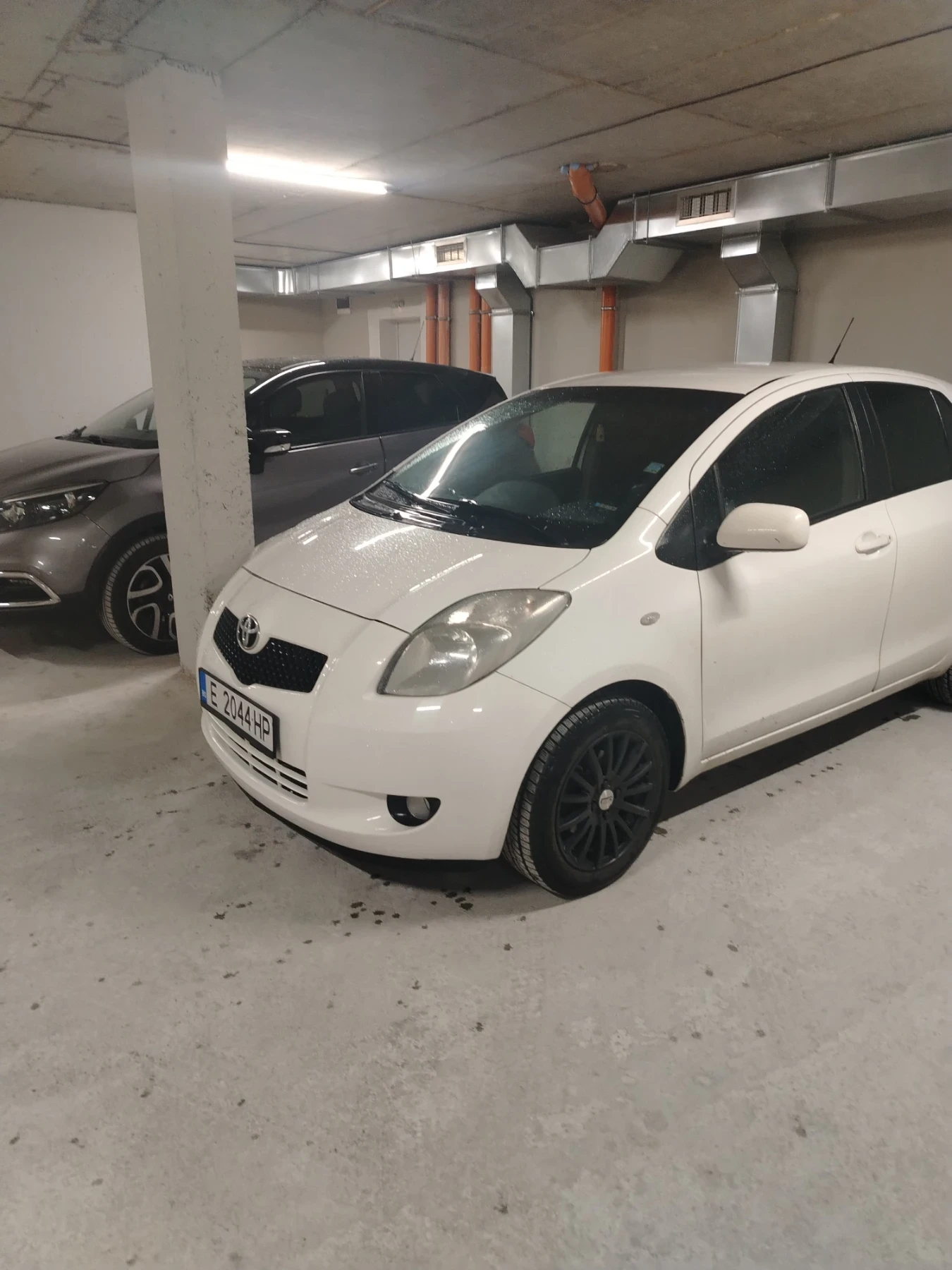 Toyota Yaris 1.3vvt 86 | Mobile.bg � ����������� 4