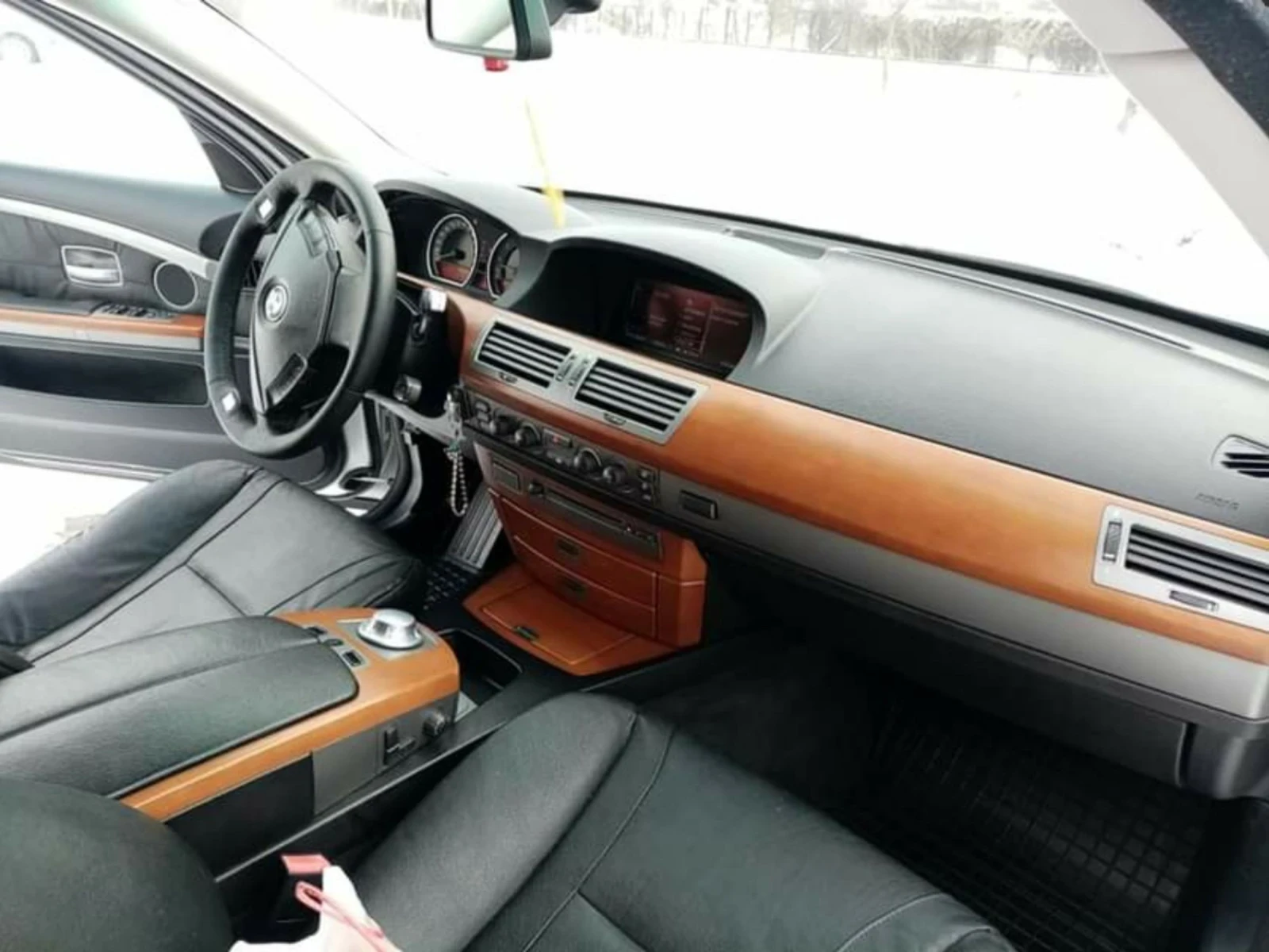 BMW 735 Бензин/газ, снимка 5 - Автомобили и джипове - 53861026