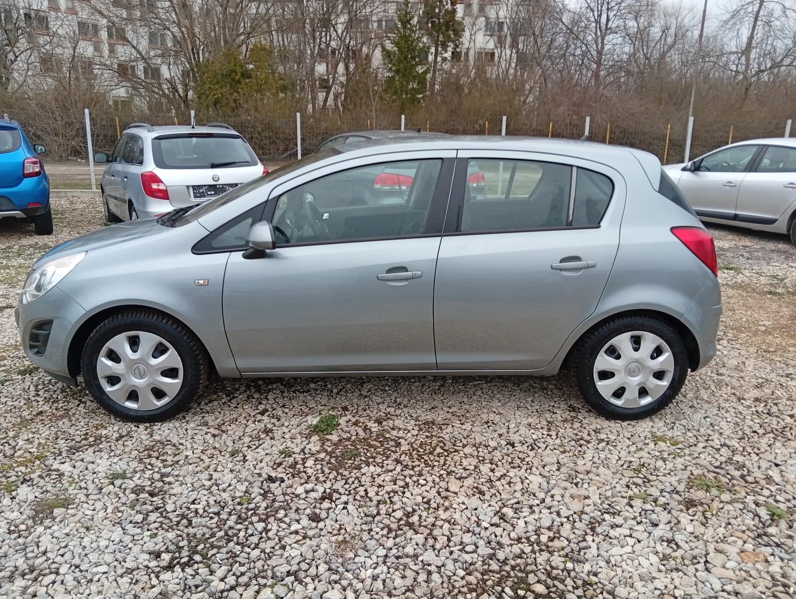 Opel Corsa 1.4 i, снимка 2 - Автомобили и джипове - 54186486