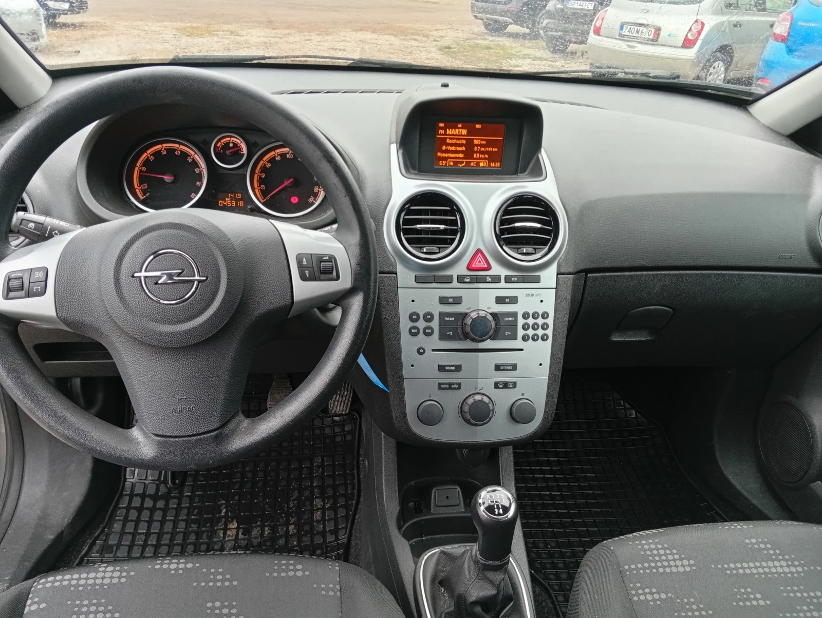 Opel Corsa 1.4 i, снимка 12 - Автомобили и джипове - 54186486