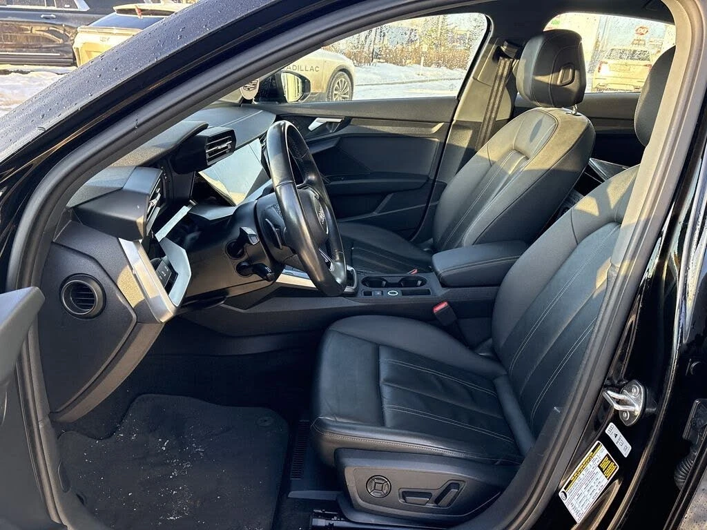 Audi A3 40 TFSI* Komfort* АвтоКредит* (ЦЕНА ДО БГ), снимка 11 - Автомобили и джипове - 54001836