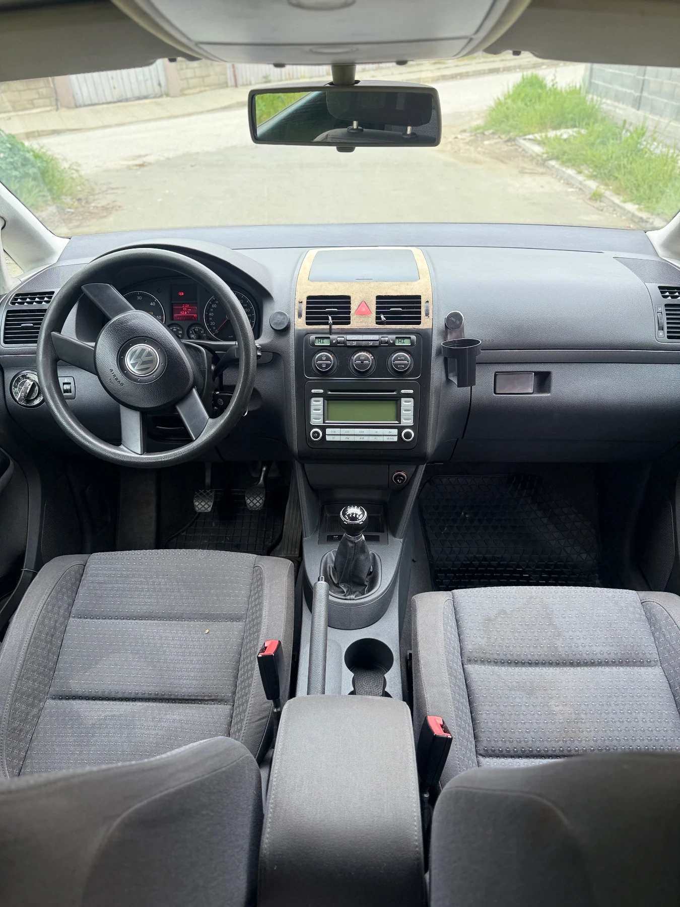 VW Touran 1.9TDI , 105к.с. , BKC, снимка 6 - Автомобили и джипове - 54399691