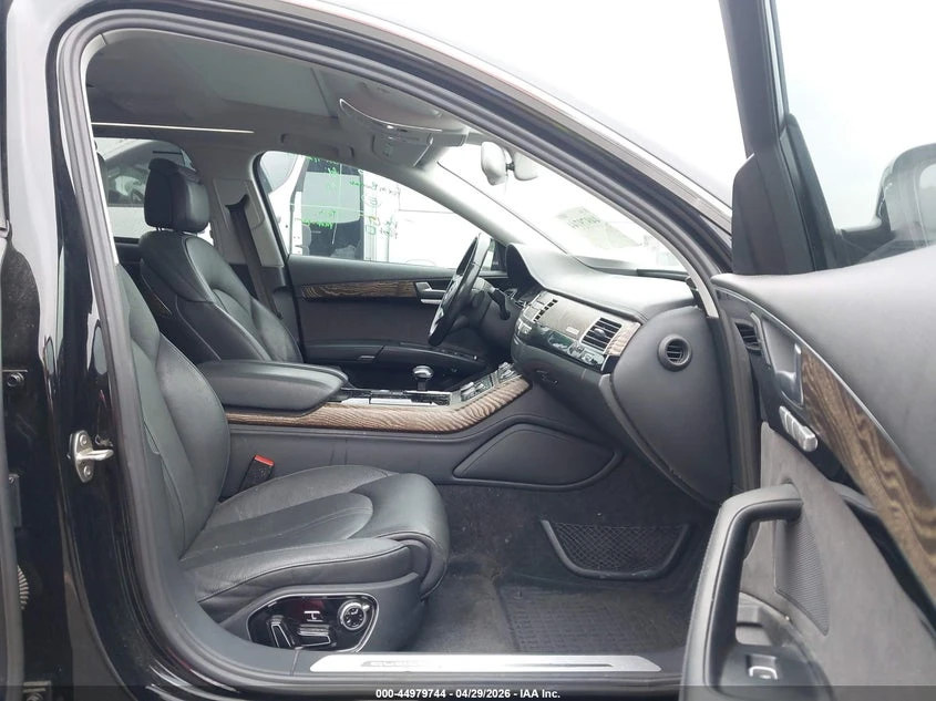 Audi A8, снимка 5 - Автомобили и джипове - 54516358