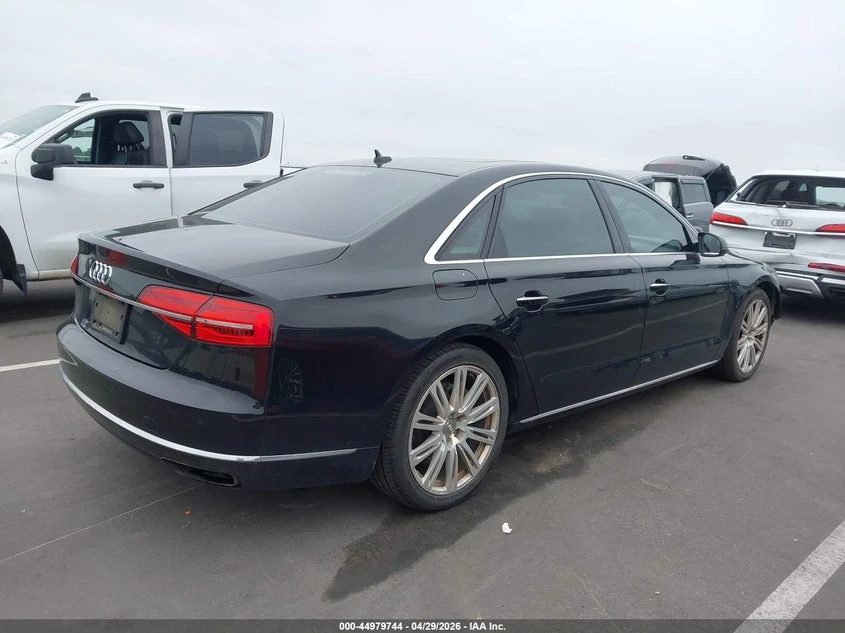 Audi A8, снимка 4 - Автомобили и джипове - 54516358