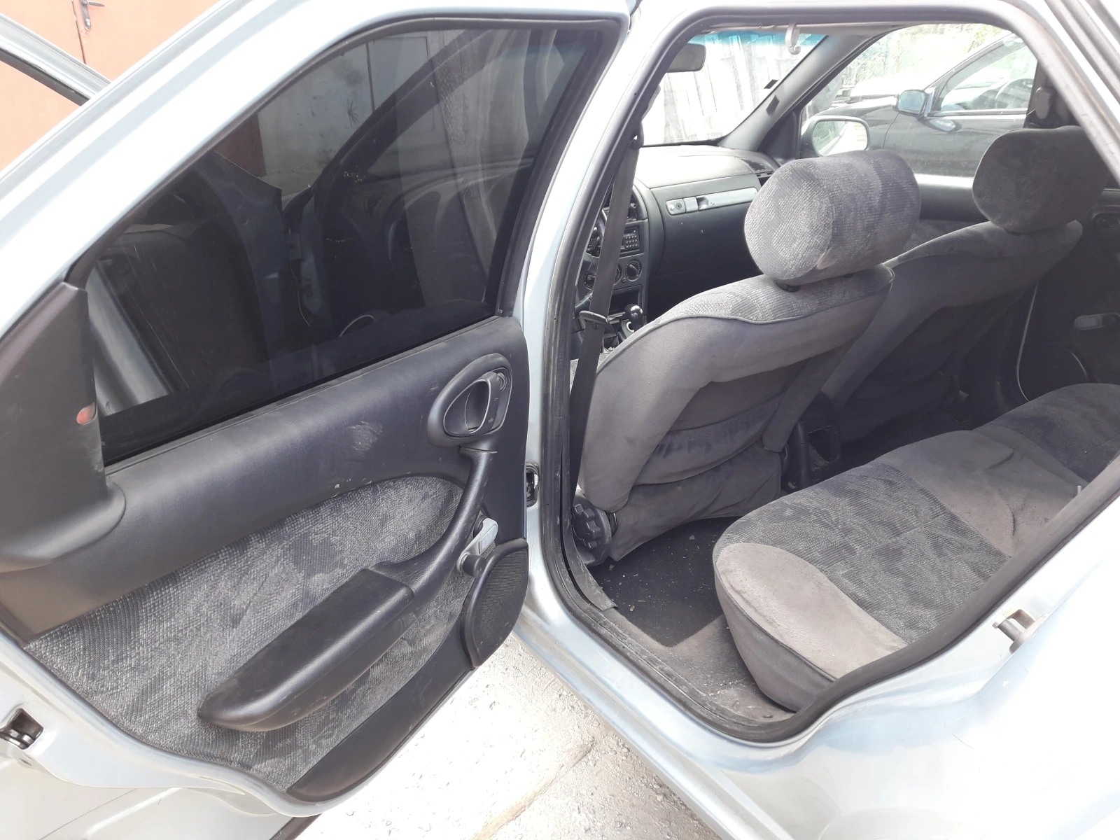 Citroen Xsara 1.9 TD, снимка 7 - Автомобили и джипове - 54728869