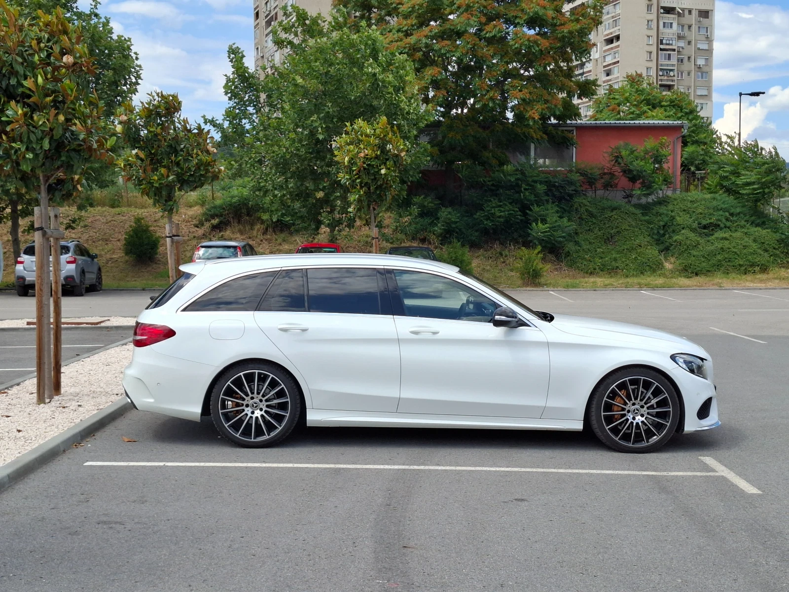Mercedes-Benz C 220 * �����* Full Amg line, HeadUp, Distronic, CarPlay | Mobile.bg � ����������� 6