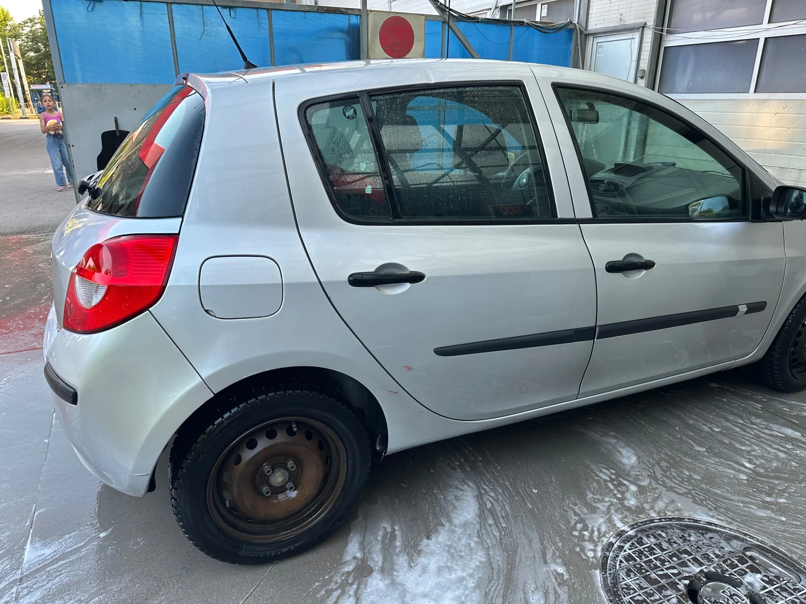 Renault Clio, снимка 3 - Автомобили и джипове - 55180140