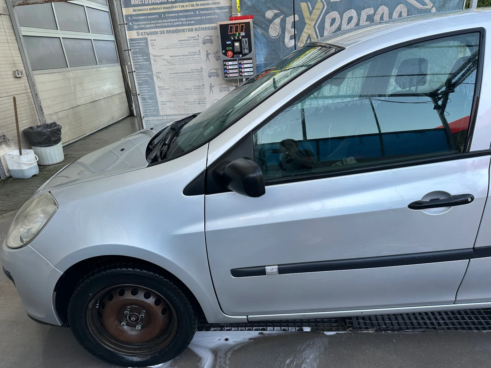 Renault Clio, снимка 6 - Автомобили и джипове - 55180140