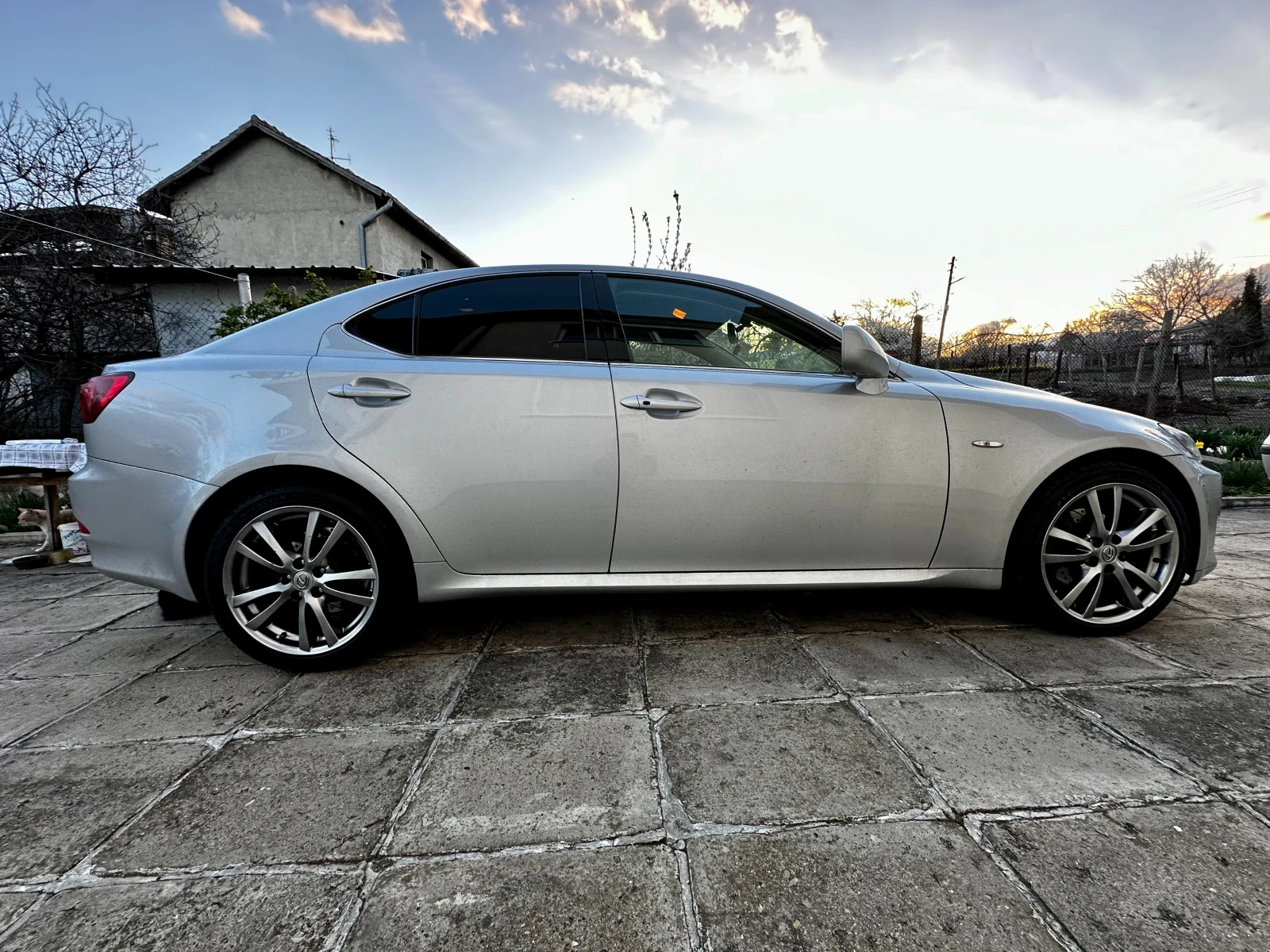 Lexus IS 250, снимка 4 - Автомобили и джипове - 55246135