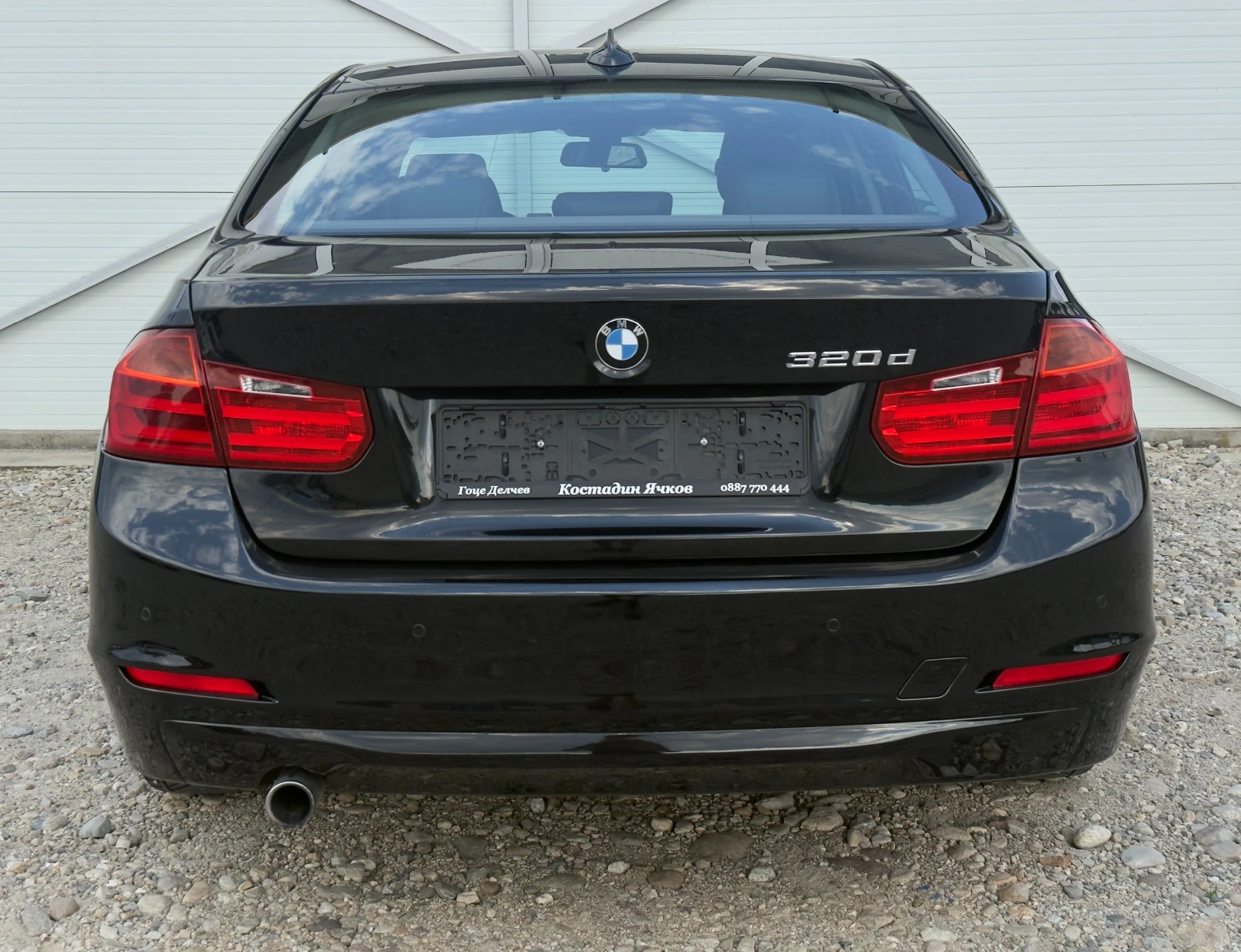 BMW 320 2.0D Facelift/Автоматик/Навигация/Собствен лизинг, снимка 5 - Автомобили и джипове - 55449528