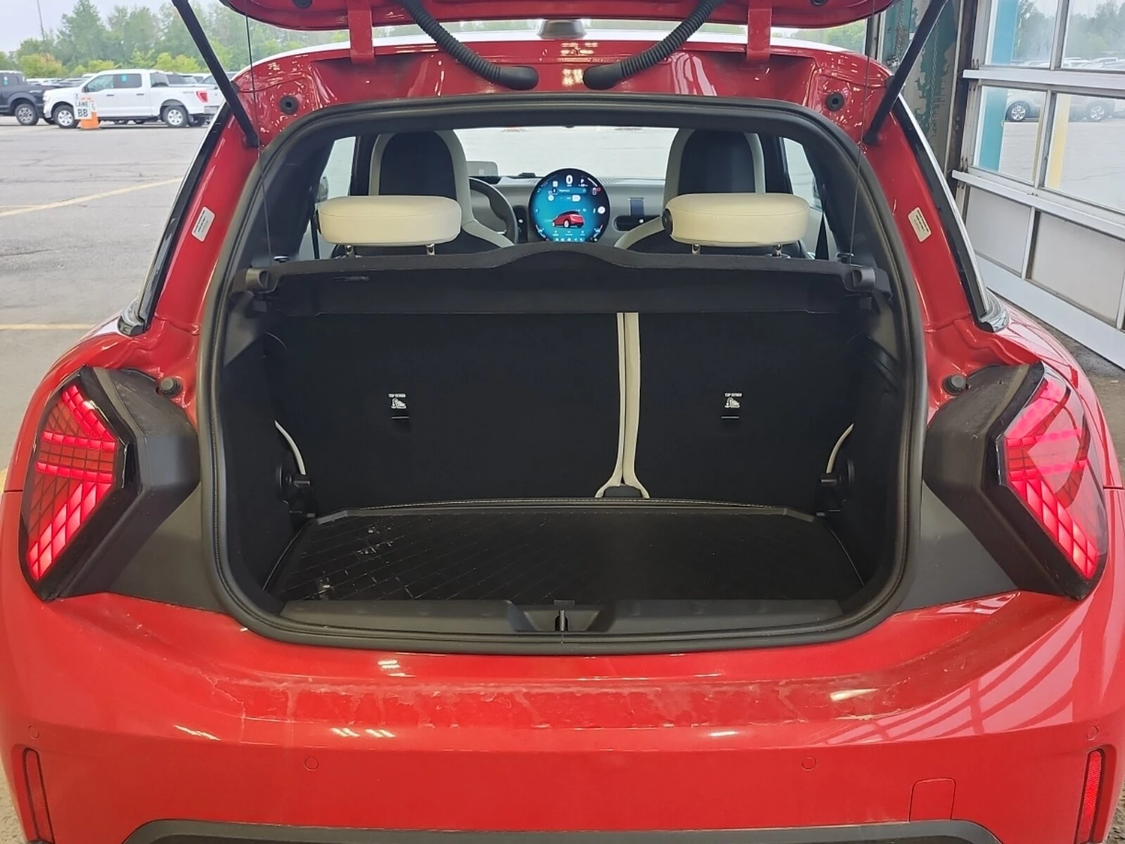Mini Cooper ДИСТРОНИК* HUD* КОЖА* ПАНО* SINGATURE, снимка 12 - Автомобили и джипове - 55977180