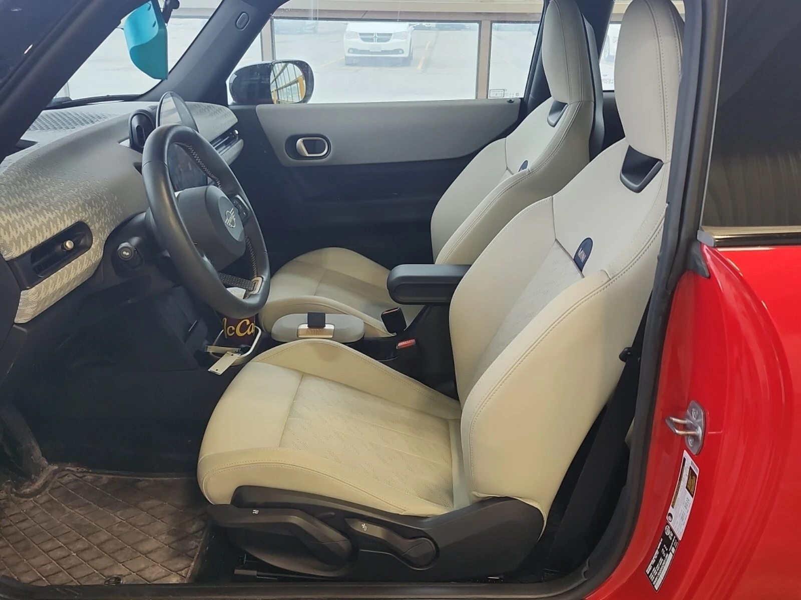 Mini Cooper ДИСТРОНИК* HUD* КОЖА* ПАНО* SINGATURE, снимка 6 - Автомобили и джипове - 55977180