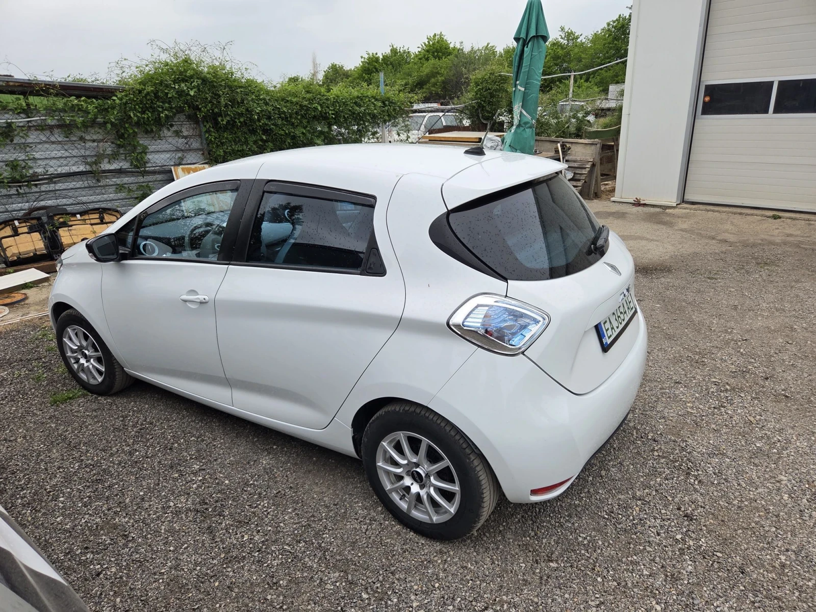 Renault Zoe, снимка 4 - Автомобили и джипове - 56416219