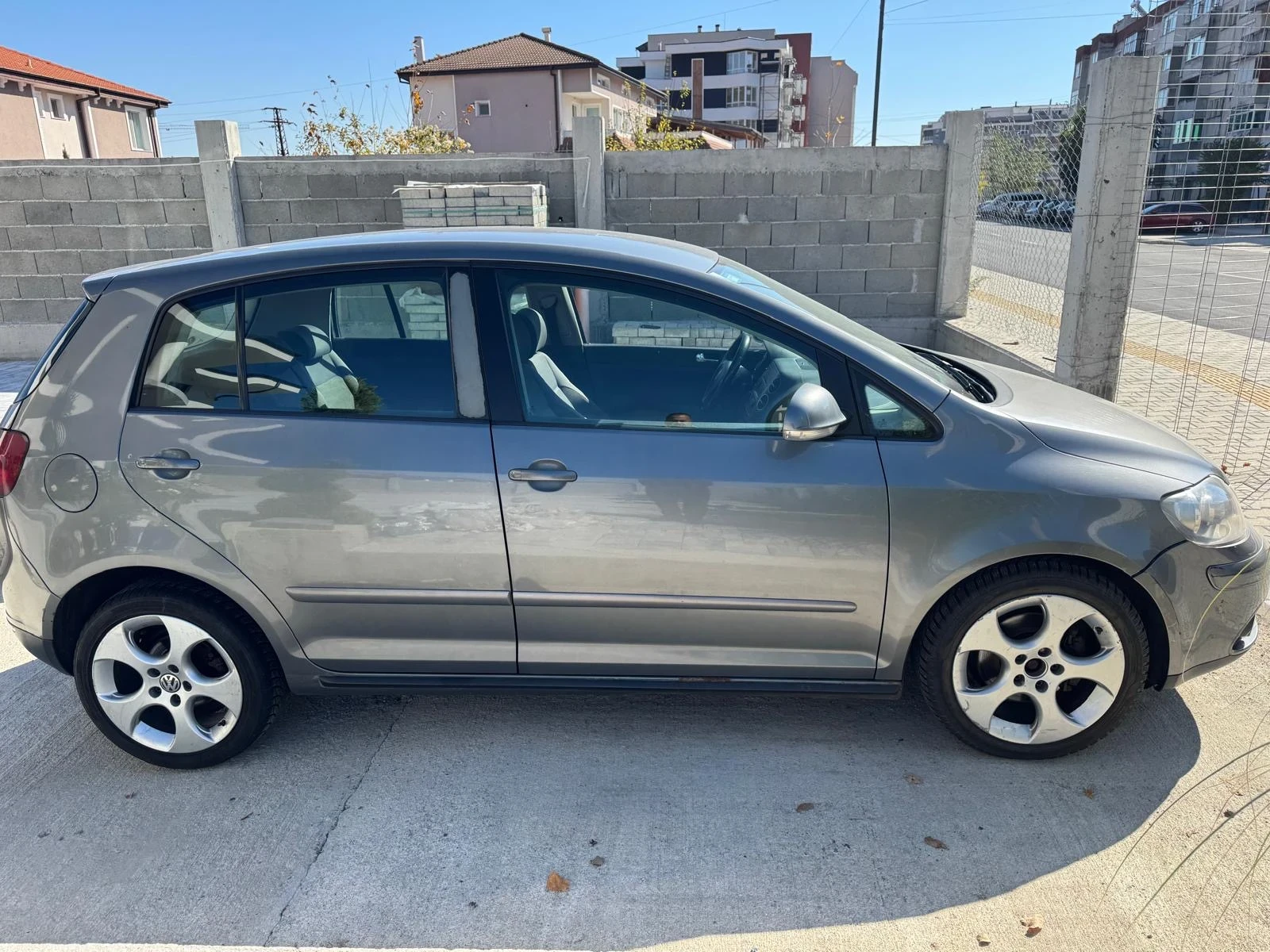 VW Golf Plus 1.9TD?, снимка 2 - Автомобили и джипове - 56663957