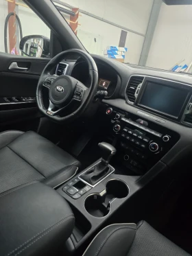 Kia Sportage 2.0CRDI* GT Line* Дистроник* Обдухване* JBL, снимка 7