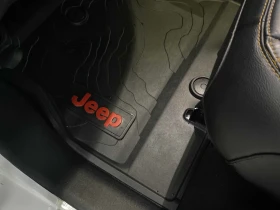 Jeep Wrangler Unlimited High Altitude * CARFAX * ПОДГРЕВИ *  , снимка 12