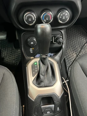 Jeep Renegade 2.4 4X4, снимка 14