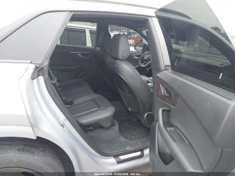 Audi Q8 3l 55 Premium, снимка 8 - Автомобили и джипове - 53386733