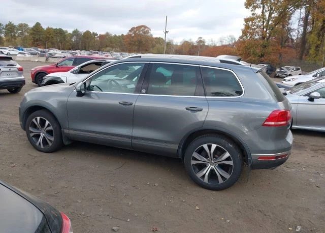 VW Touareg WOLFSBURG EDITION 3.6L V-6 DI, DOHC, VVT, 280HP, снимка 6 - Автомобили и джипове - 49337798