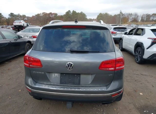 VW Touareg WOLFSBURG EDITION 3.6L V-6 DI, DOHC, VVT, 280HP, снимка 7 - Автомобили и джипове - 49337798