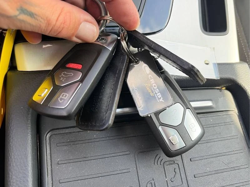 Audi SQ5 * Progressiv * ДИСТРОНИК * 2 КЛЮЧА * 360, снимка 12 - Автомобили и джипове - 55812430
