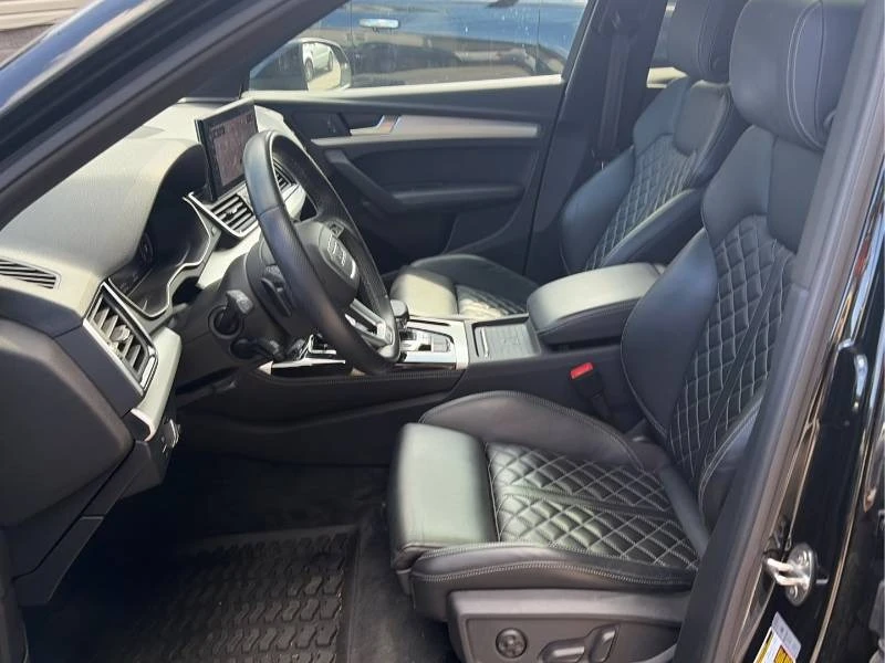 Audi SQ5 * Progressiv * ДИСТРОНИК * 2 КЛЮЧА * 360, снимка 8 - Автомобили и джипове - 55812430