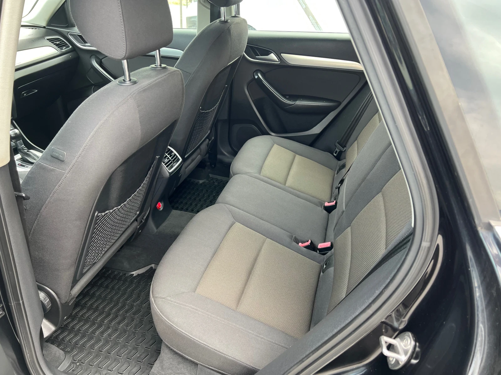Audi Q3 2.0TDI Quattro* s-tronic* bi-xenon - изображение 10