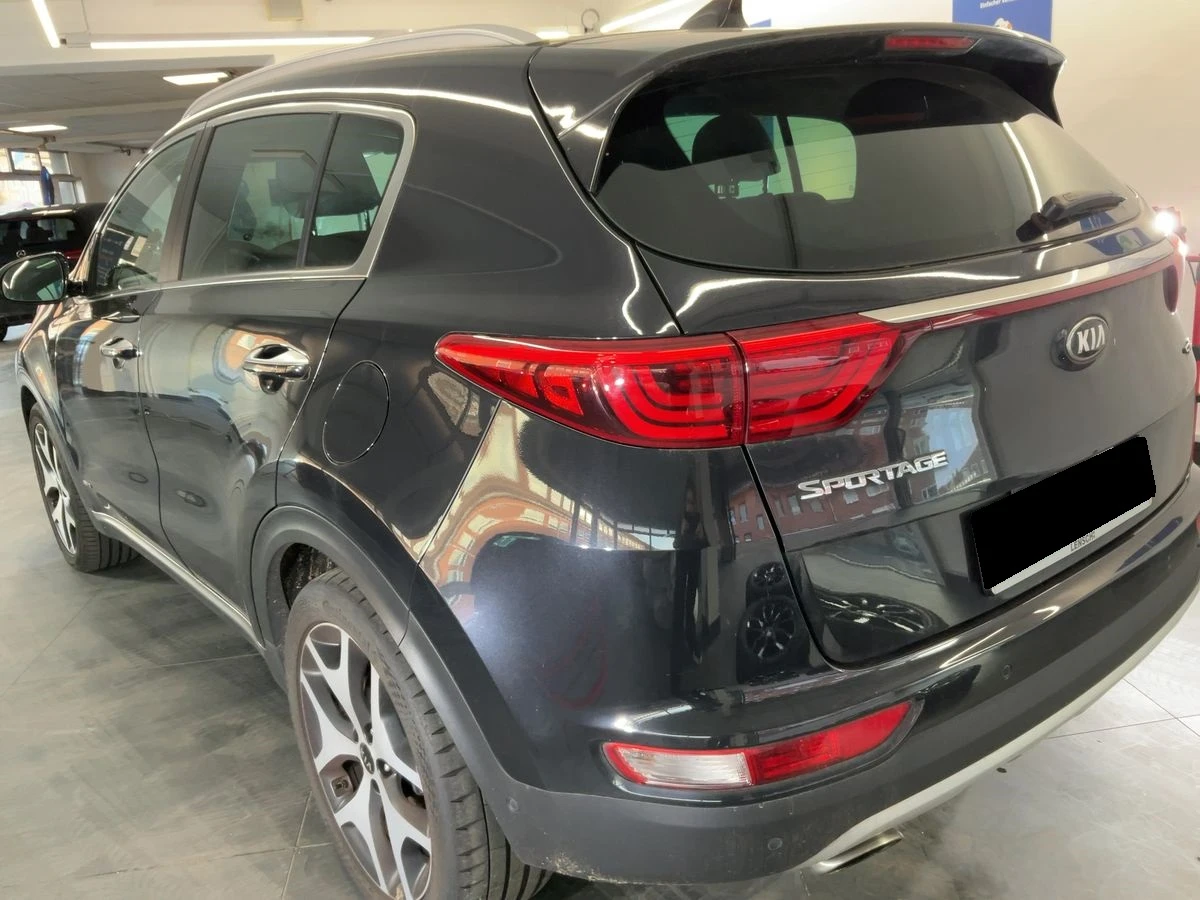Kia Sportage 2.0CRDI* GT Line* Дистроник* Обдухване* JBL* Keyle, снимка 3 - Автомобили и джипове - 53797479