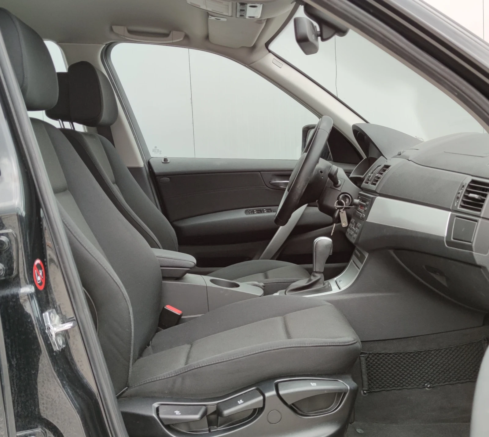 BMW X3 2.0xd* Facelift* , снимка 12 - Автомобили и джипове - 53929954