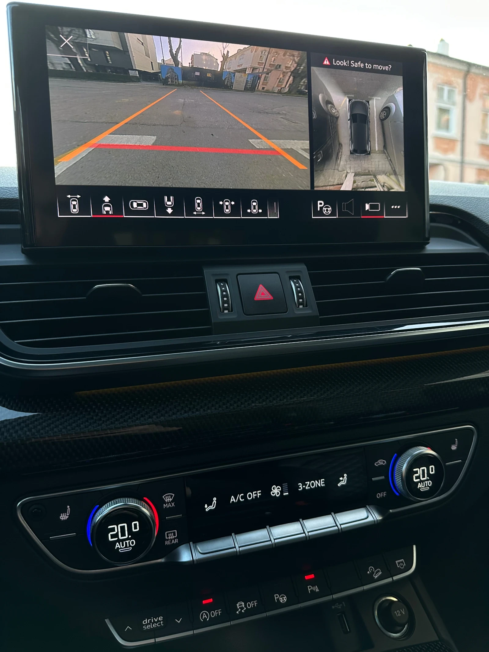 Audi SQ5 Self Parking/Matrix/Black Optics/Carbon/Panorama, снимка 15 - Автомобили и джипове - 54014600