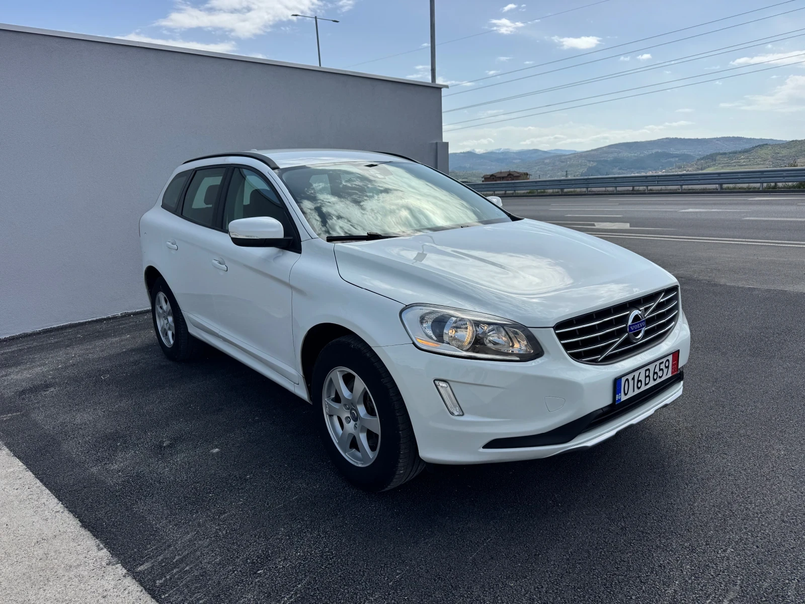 Volvo XC60 2.4D5 AWD 4x4 Face lift �������� ��������� | Mobile.bg � ����������� 3
